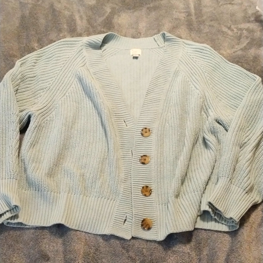 Women's long sleeve blue v-neck cardigan